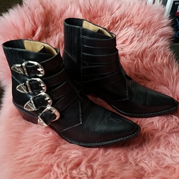 Toga Pulla Buckled Booties - Picture 7 of 9